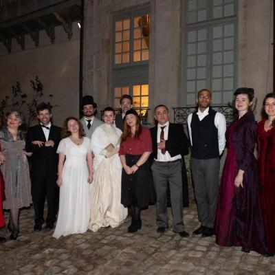 La troupe au musée Magnin 